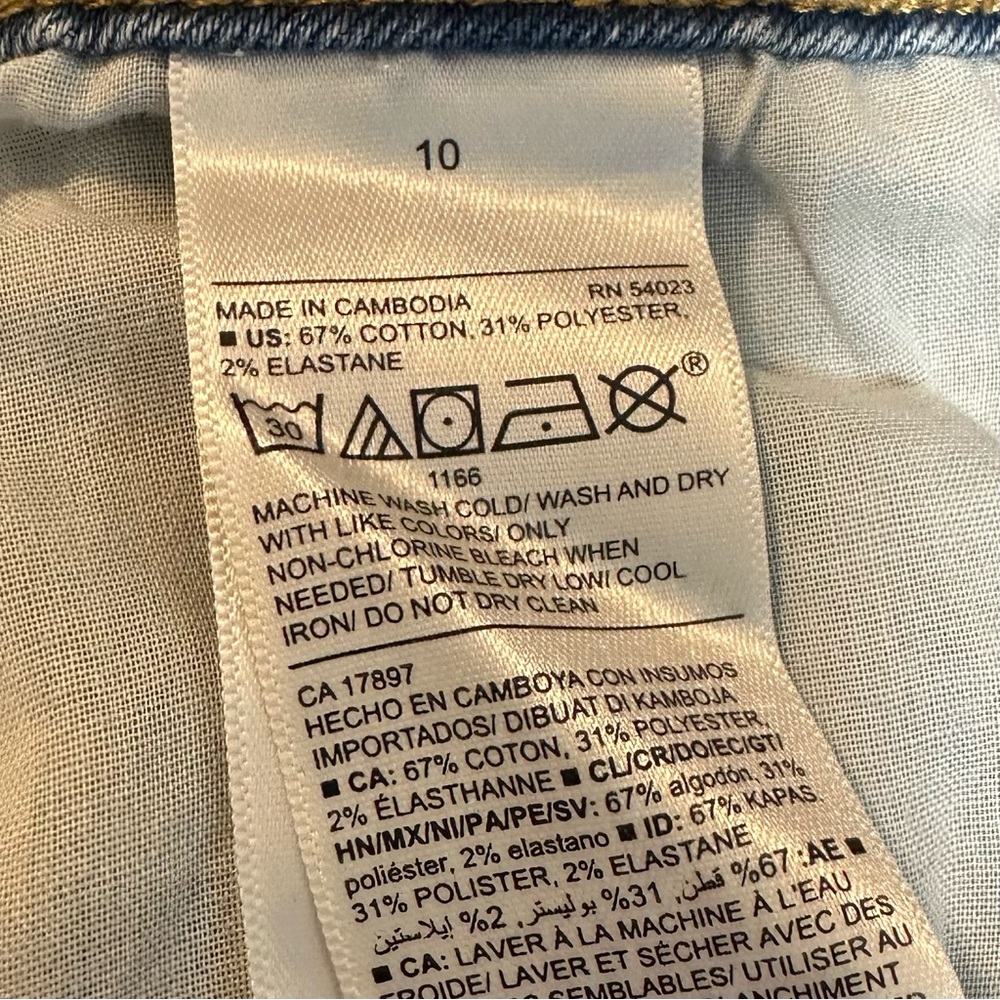 Straight Leg Jeans - Picture 7 of 8